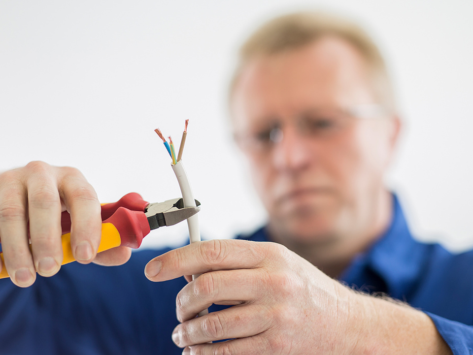 C F021729 bei Elektrotechnik-Hohm in Mörfelden-Walldorf