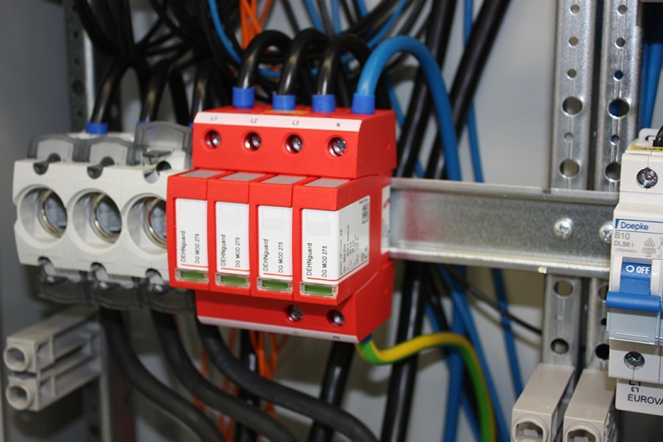 U berspannungsschutz bei Elektrotechnik-Hohm in Mörfelden-Walldorf